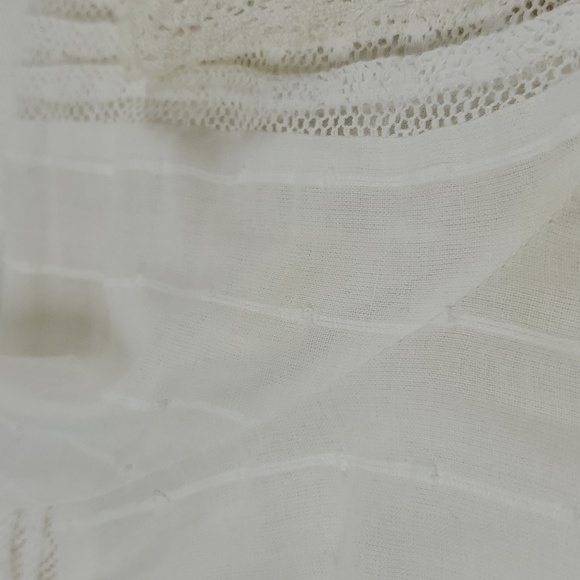 Studio West Vintage Lace Sleeve Blouse - Picture 12 of 12